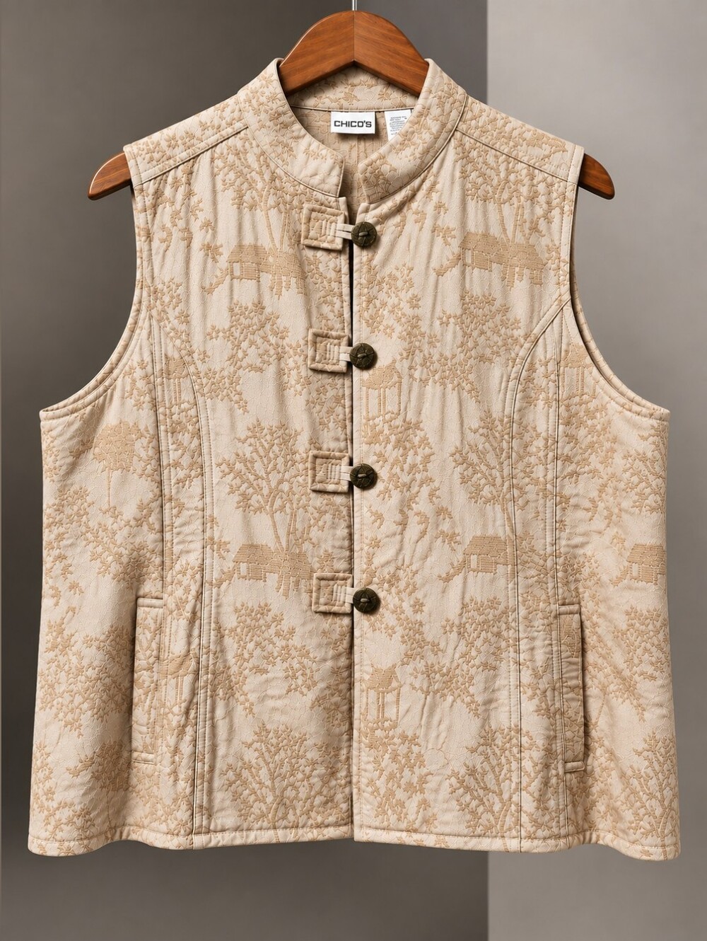 Vintage Chico's Silk-blend Asian brocade Jacquard Vest Beige Size 3 / X-Large